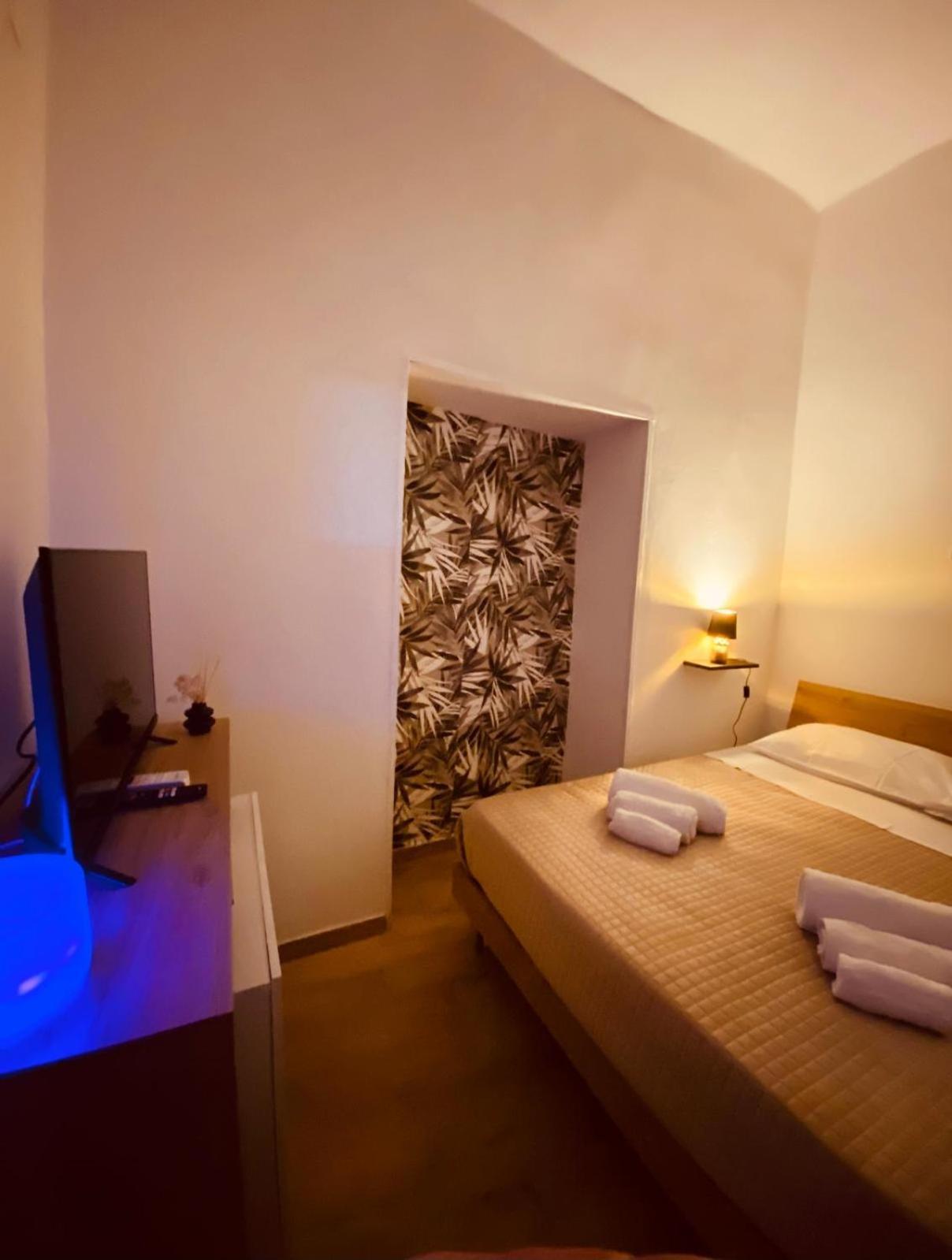 Monteleone Rooms Palermo Exterior photo