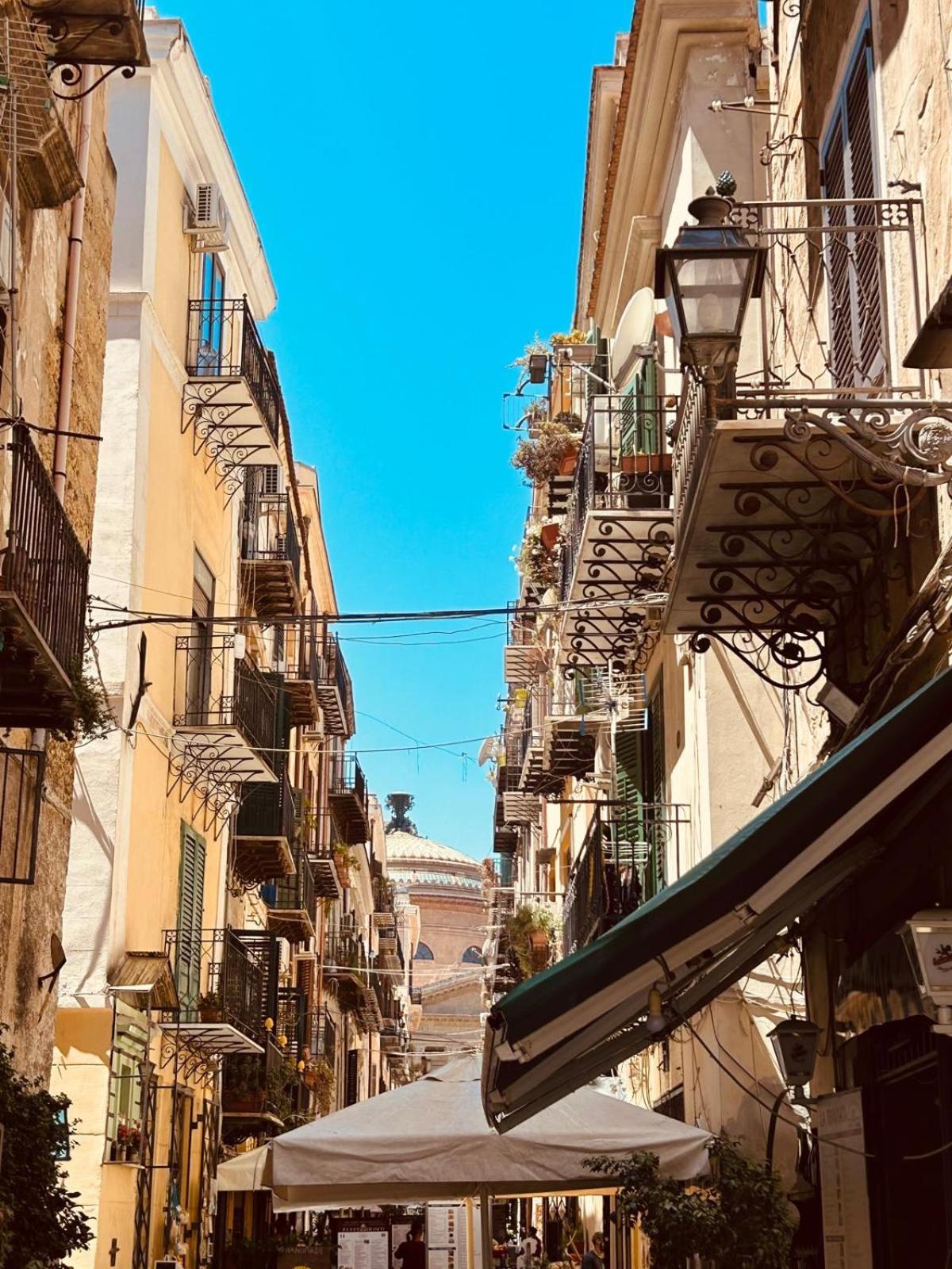 Monteleone Rooms Palermo Exterior photo